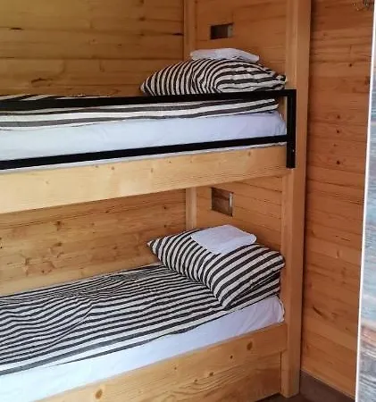 Bungalow 3 With 1 Room Apartment